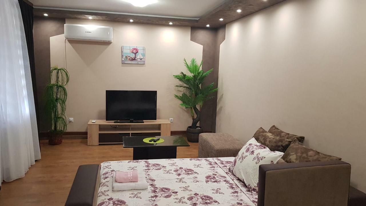 Studio Kamelia 卡赞勒克 外观 照片